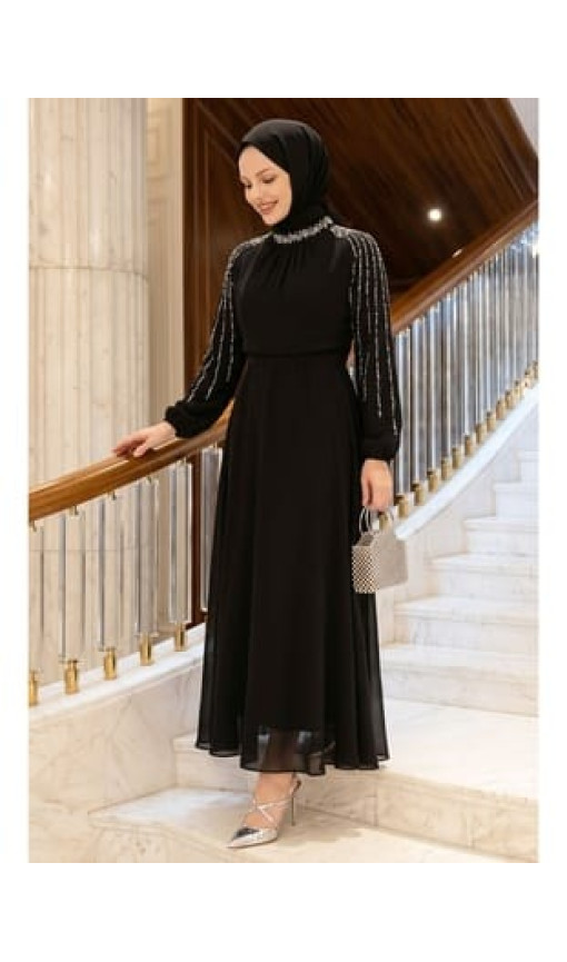 Kolları Taşlı Pullu Siyah Şifon Abiye